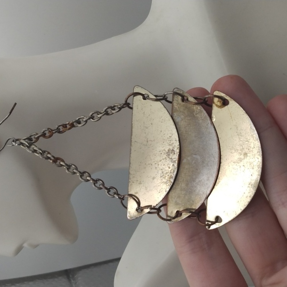 Bollywood distressed‎ ship earrings E153
